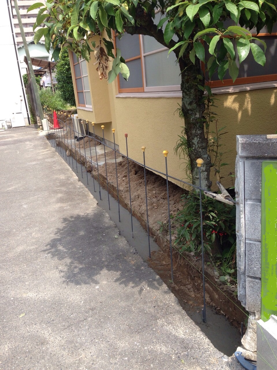 ブロックを積んでいます！　広島市　H様邸　リフォーム工事