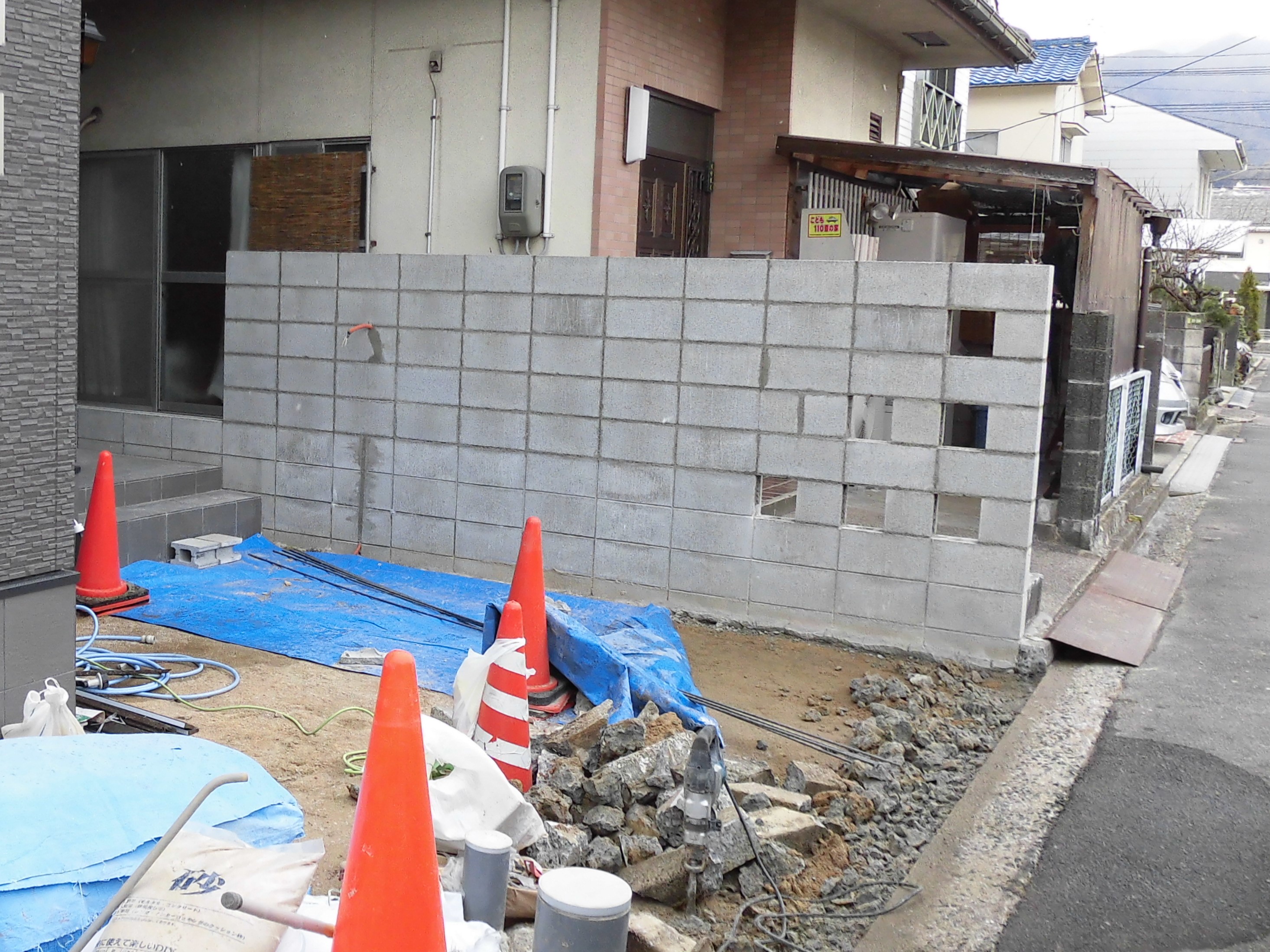 外構工事が始まりました。　広島市佐伯区　I様邸　新規外構工事