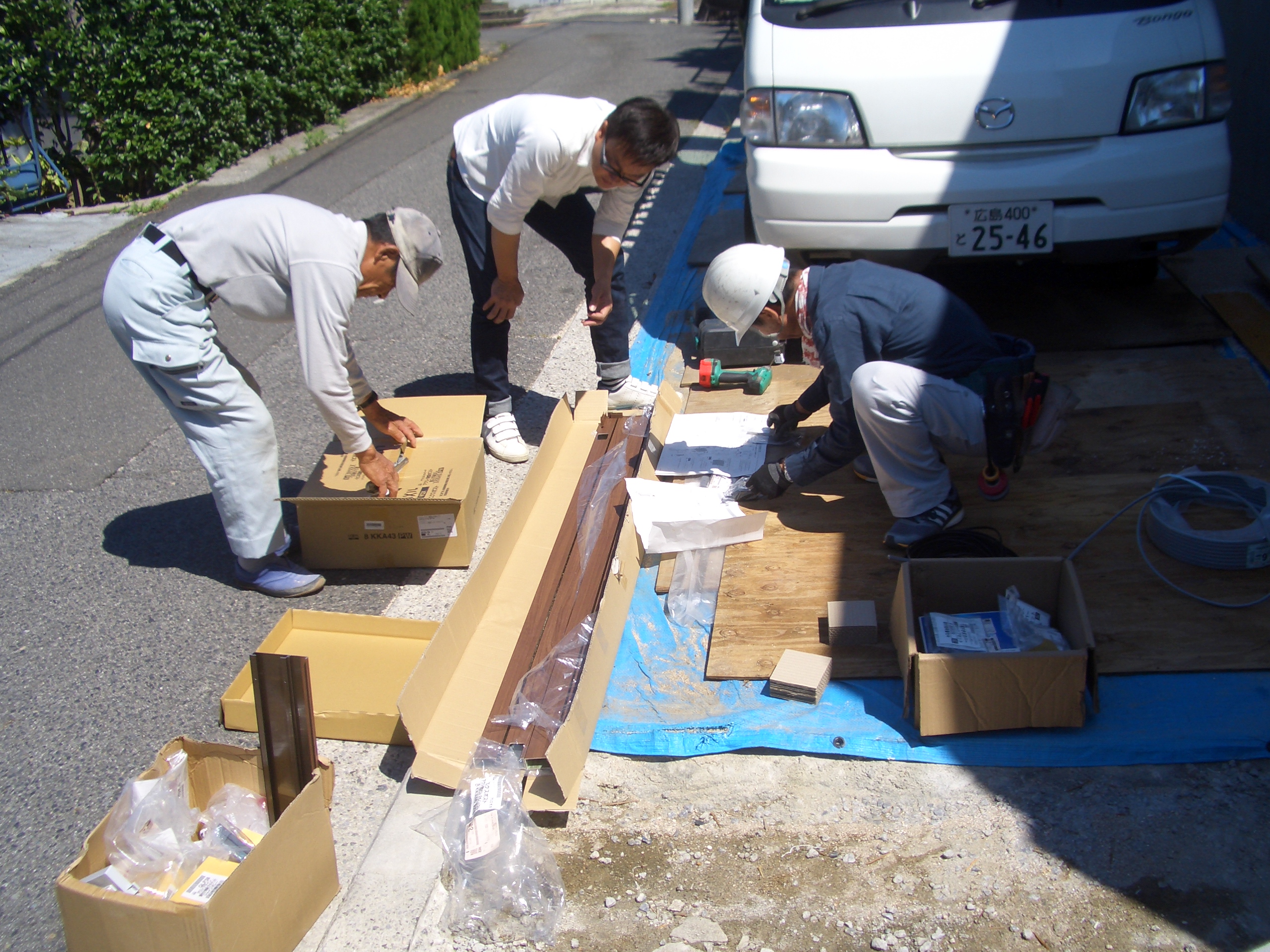ＬＩＸＩＬ 機能性門柱 ”アクシィ”施工中です。　廿日市　Ｂ様邸　新規外構工事