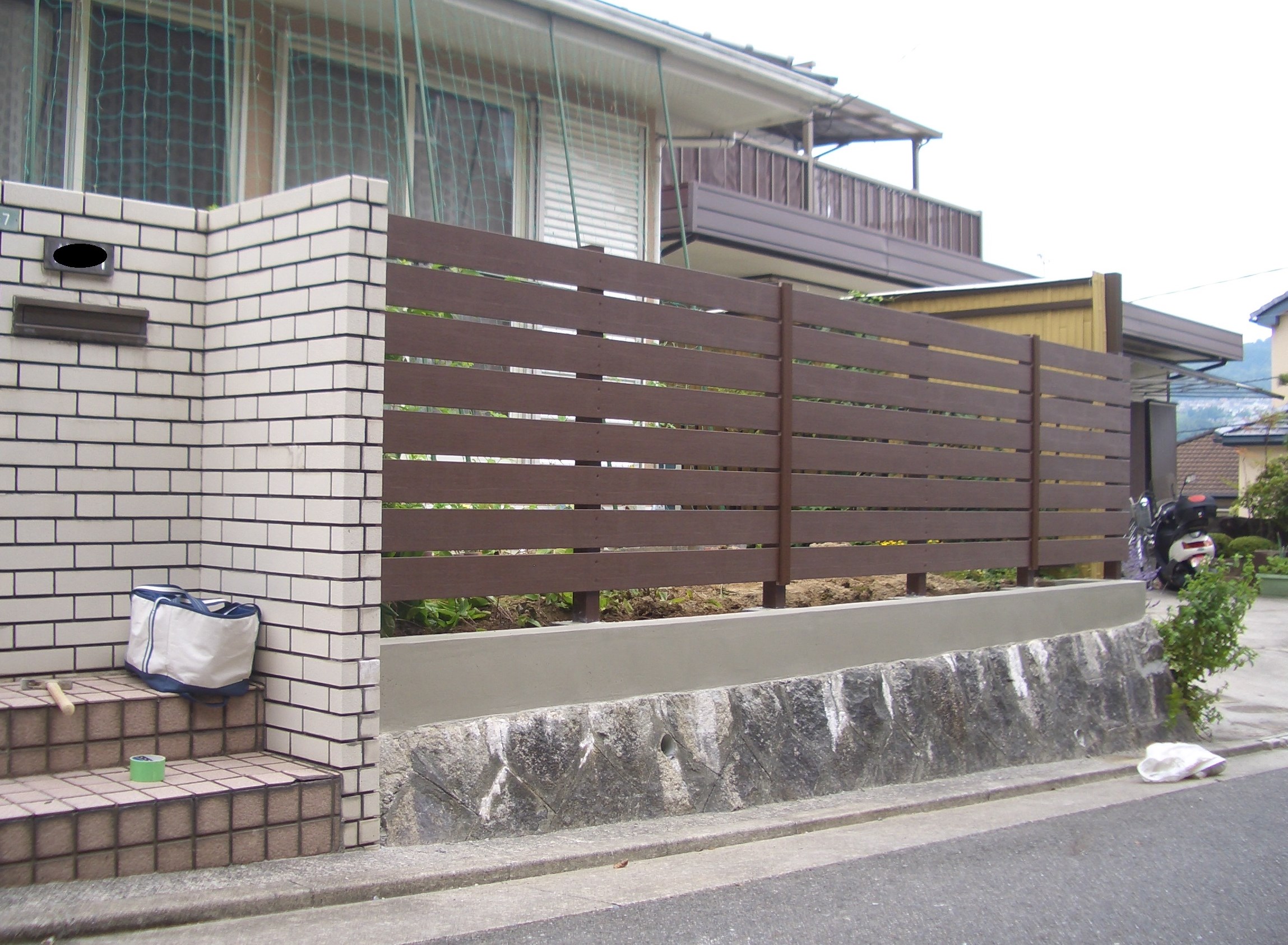 フェンスがつきました！　広島市安佐南区　Ｆ様邸　リフォーム工事