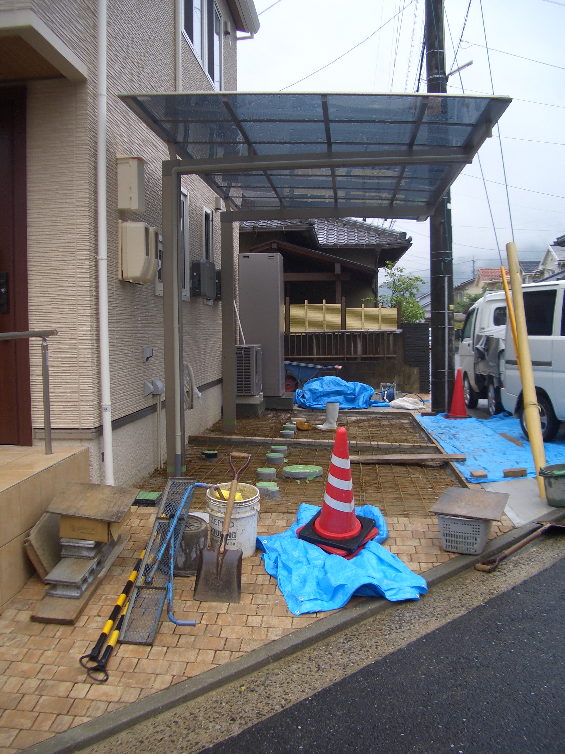 土間コンクリート打ちをします。　廿日市市　Ｍ様邸　新規外構工事