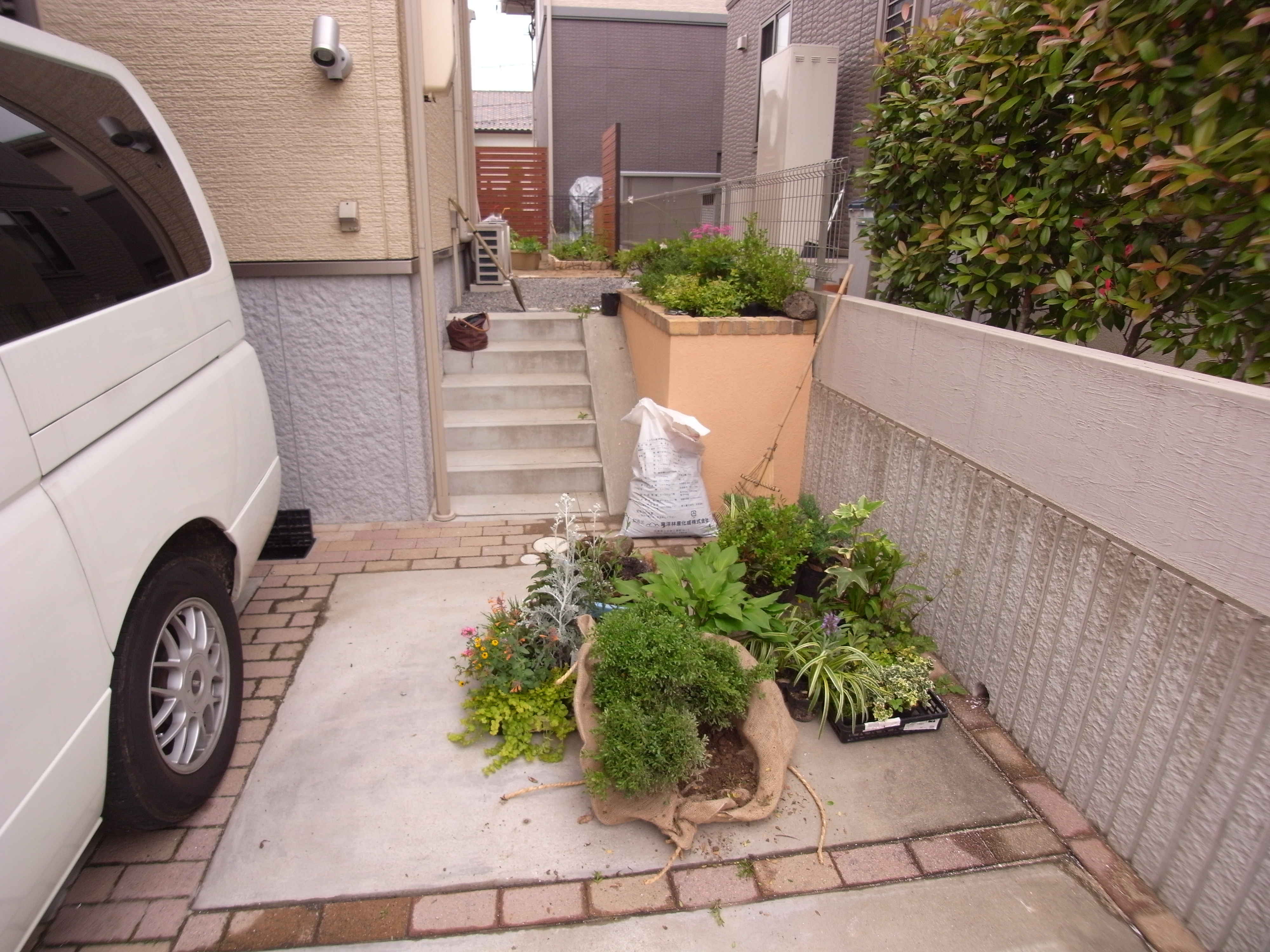 広島市安佐南区　K様邸　植栽工事