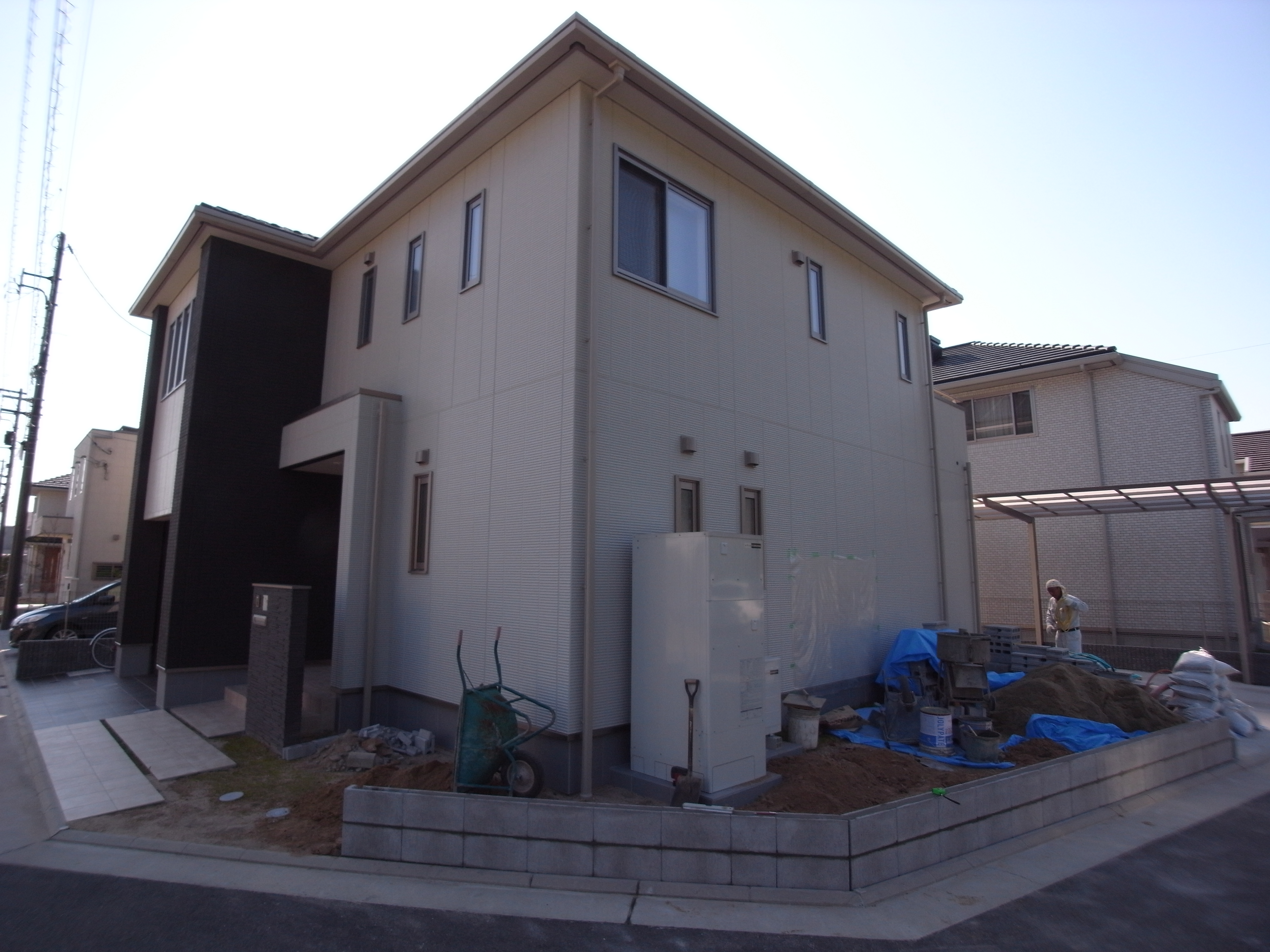 門まわりから駐車場までをモダンでナチュラルに　広島市安佐南区こころ　Y様邸　エクステリアリフォーム工事