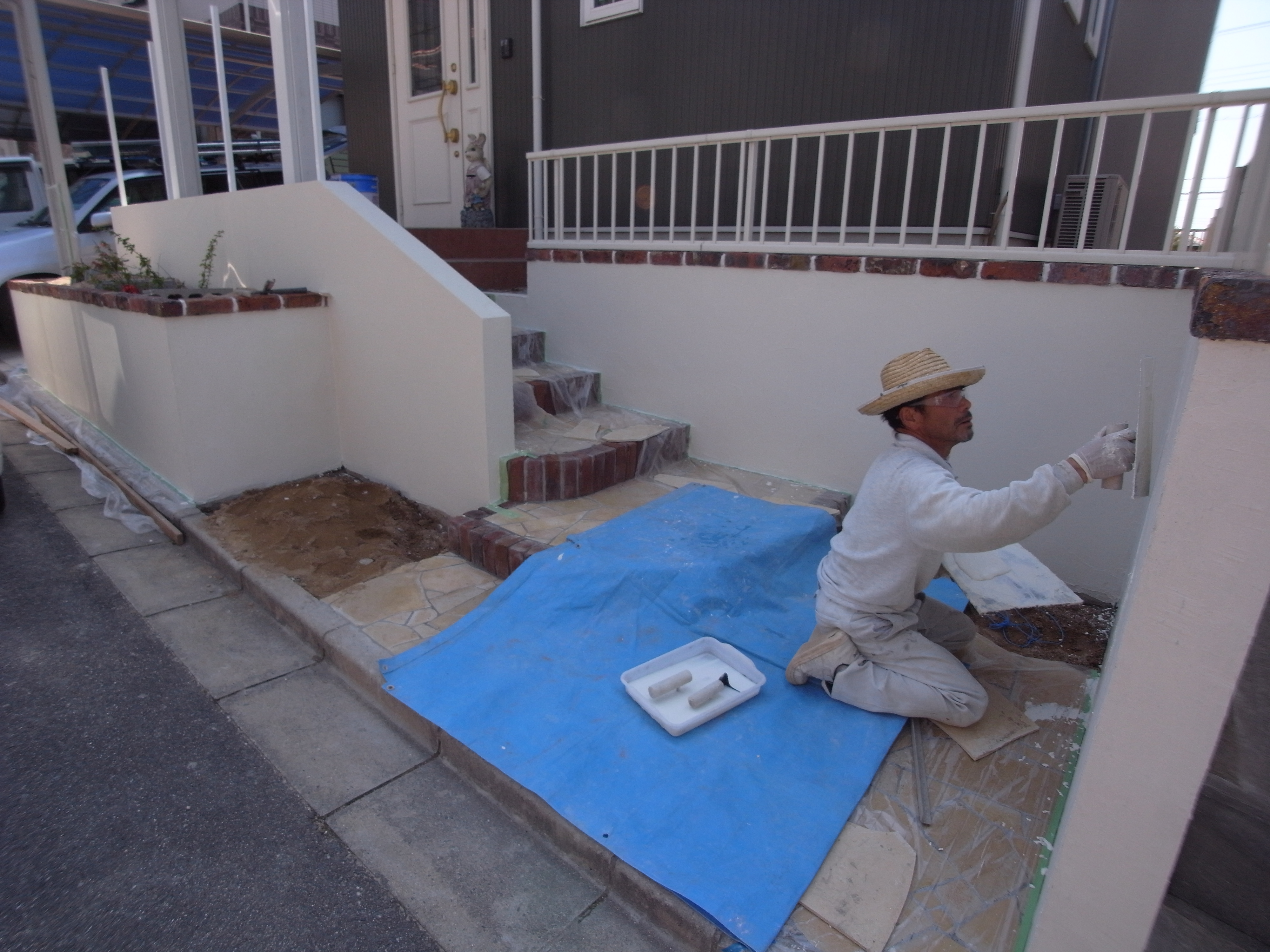 ジョリパット塗り始めました！！　広島市　K様邸　リフォーム工事