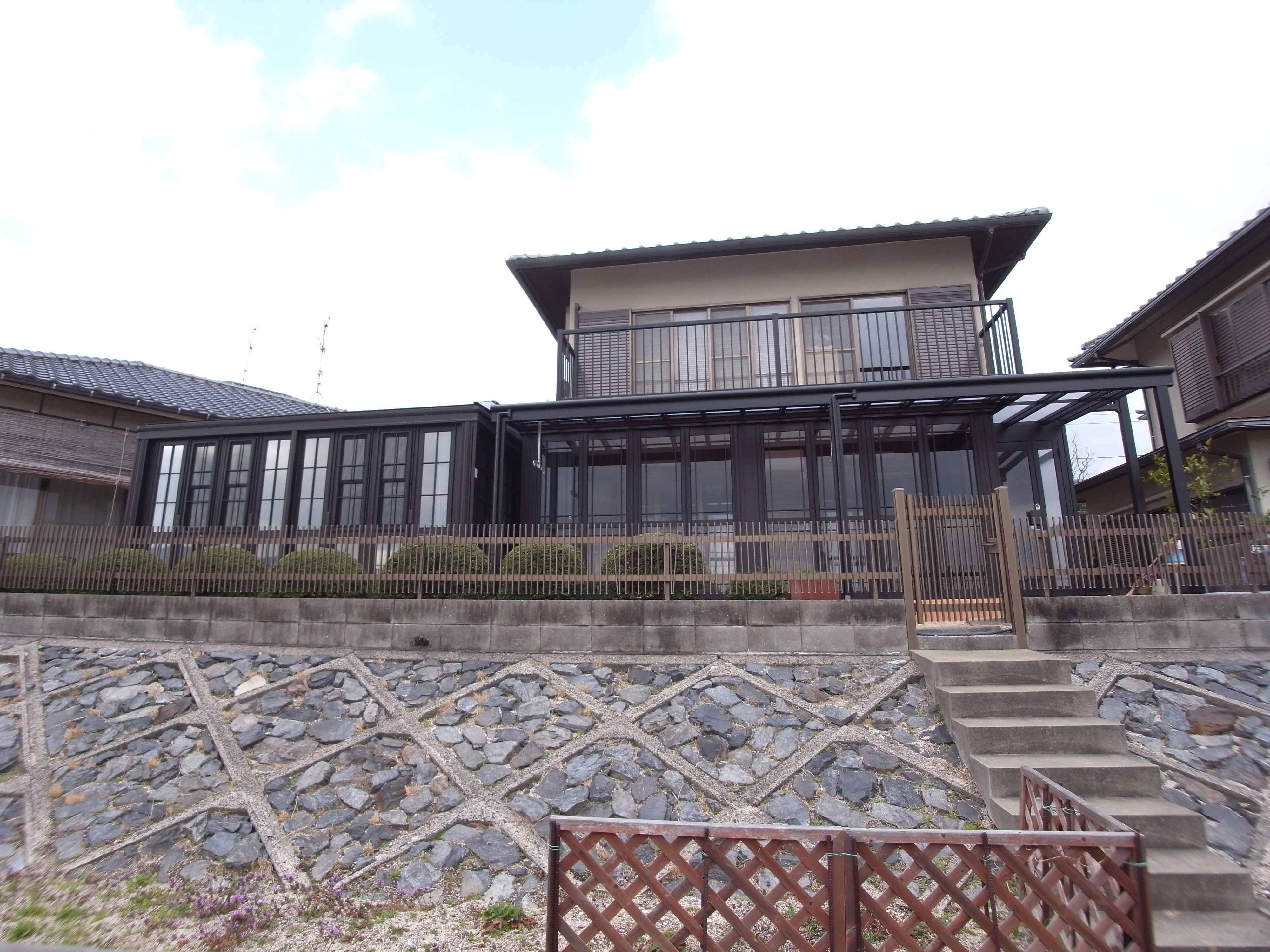 H様邸のLIXIL ガーデンルーム「暖蘭物語」できました！
