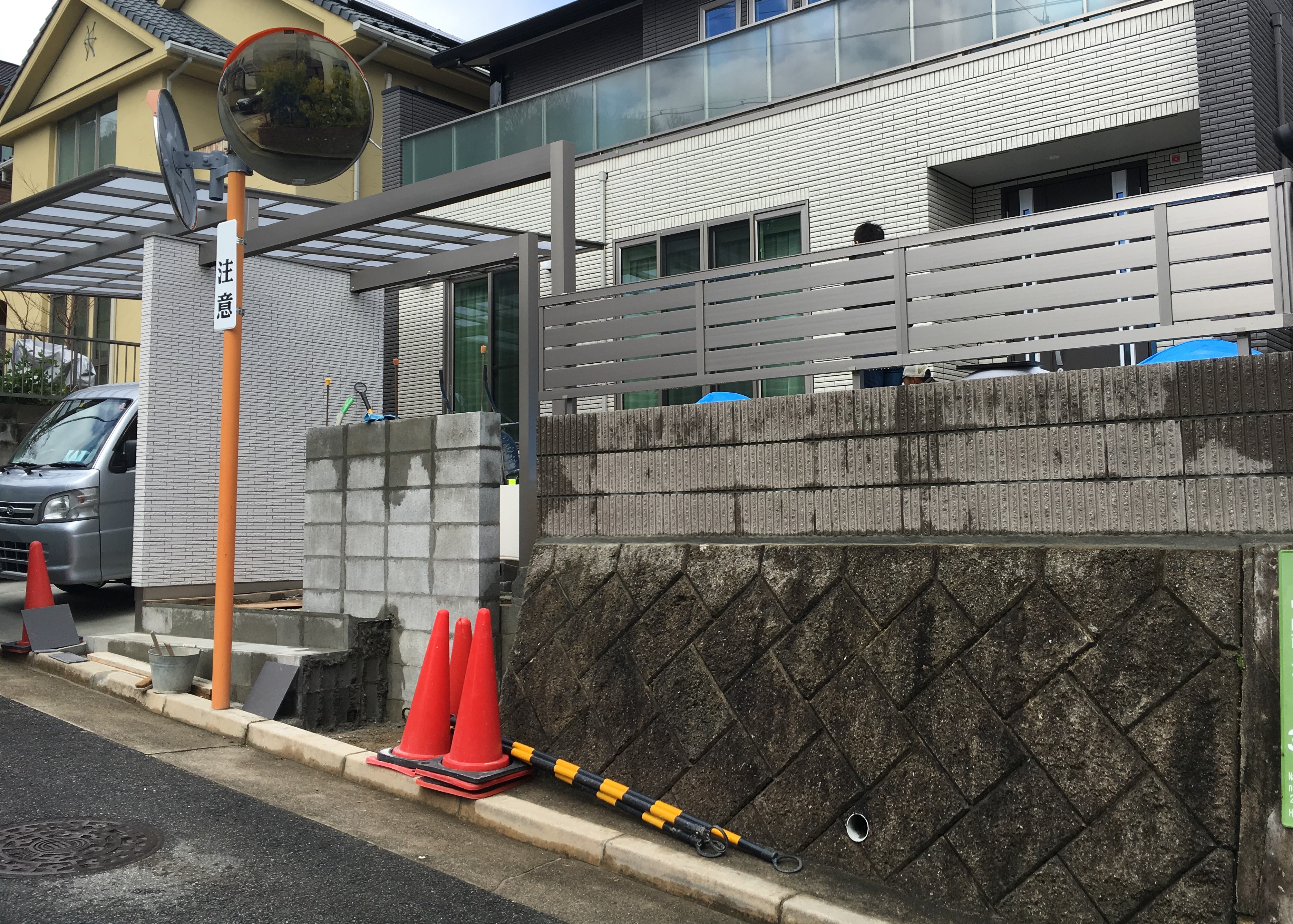 どんどん作業が進んでいます。　広島市東区　Ｆ様邸　新規外構工事